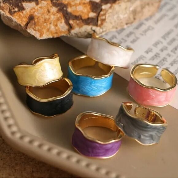 Adjustable Multicolor Enamel Ladies Rings - Picture 3 of 11